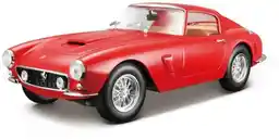 Bburago Ferrari 250 Gt Berlinetta Passo Corto 1:24