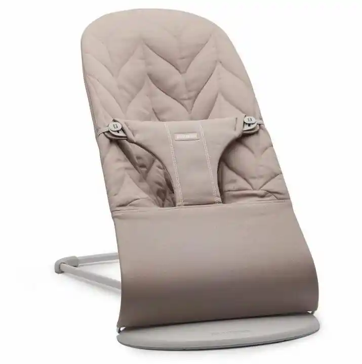 BabyBjorn leżaczek BLISS Woven, Sand Grey (rama Light Grey, Petal Quilt)