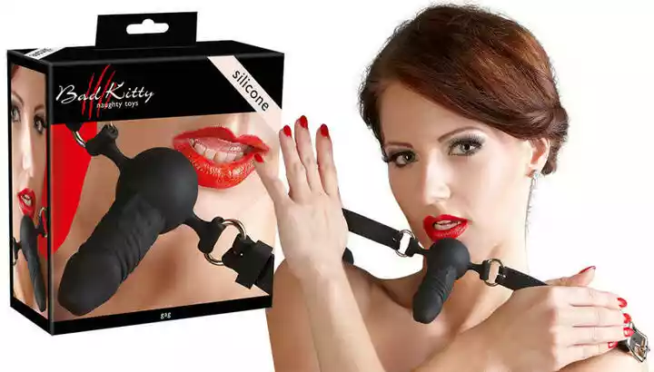 Bad Kitty Knebel z dildo - silikon