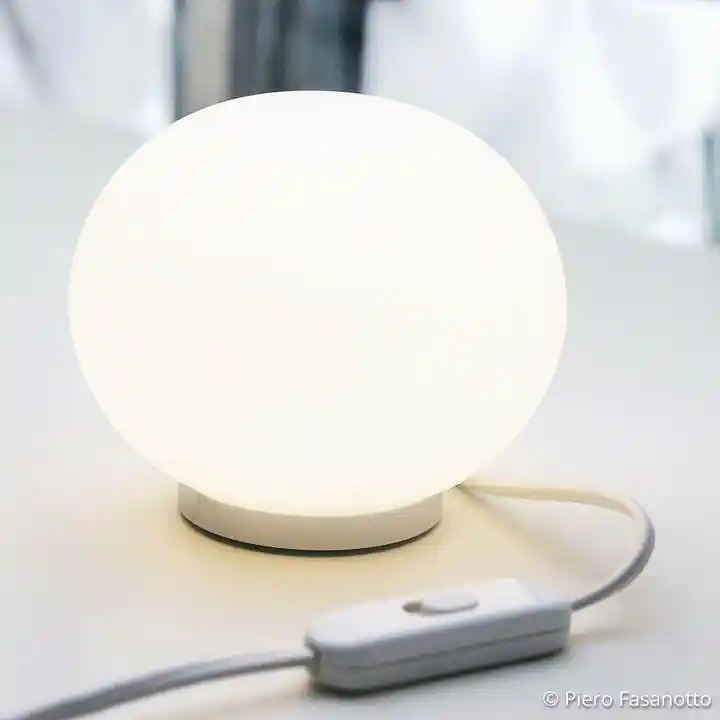 Flos Glo-Ball Basic Zero Lampa Stołowa ze Ściemniaczem F3330009