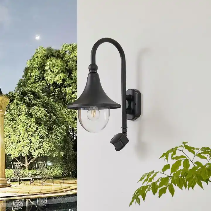 Lindby Daphne Zewnętrzna Lampa Ścienna w/Sensor Black 9611082